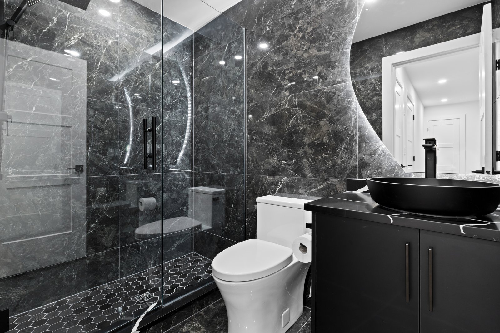 Canyon Ridge - Kitchen